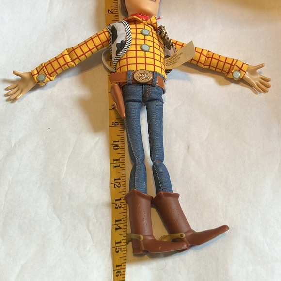 Woody Disney Toy Story Pull String Woody 15 inch Talking Action Figure - No Hat - Picture 7 of 7